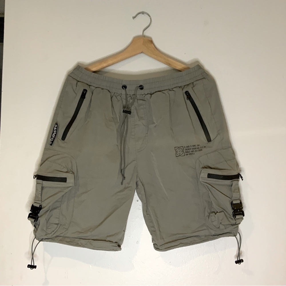 8&9 MFG Cargo Short Grey Size 2xl